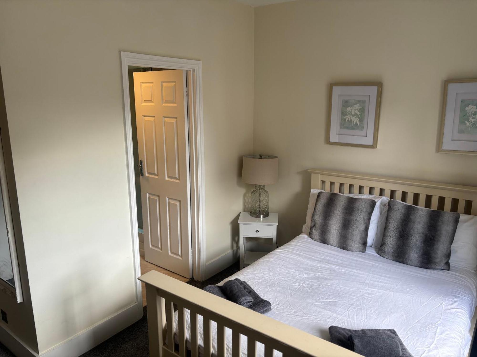 Three Tuns Ashwell Bed & Breakfast Exterior photo