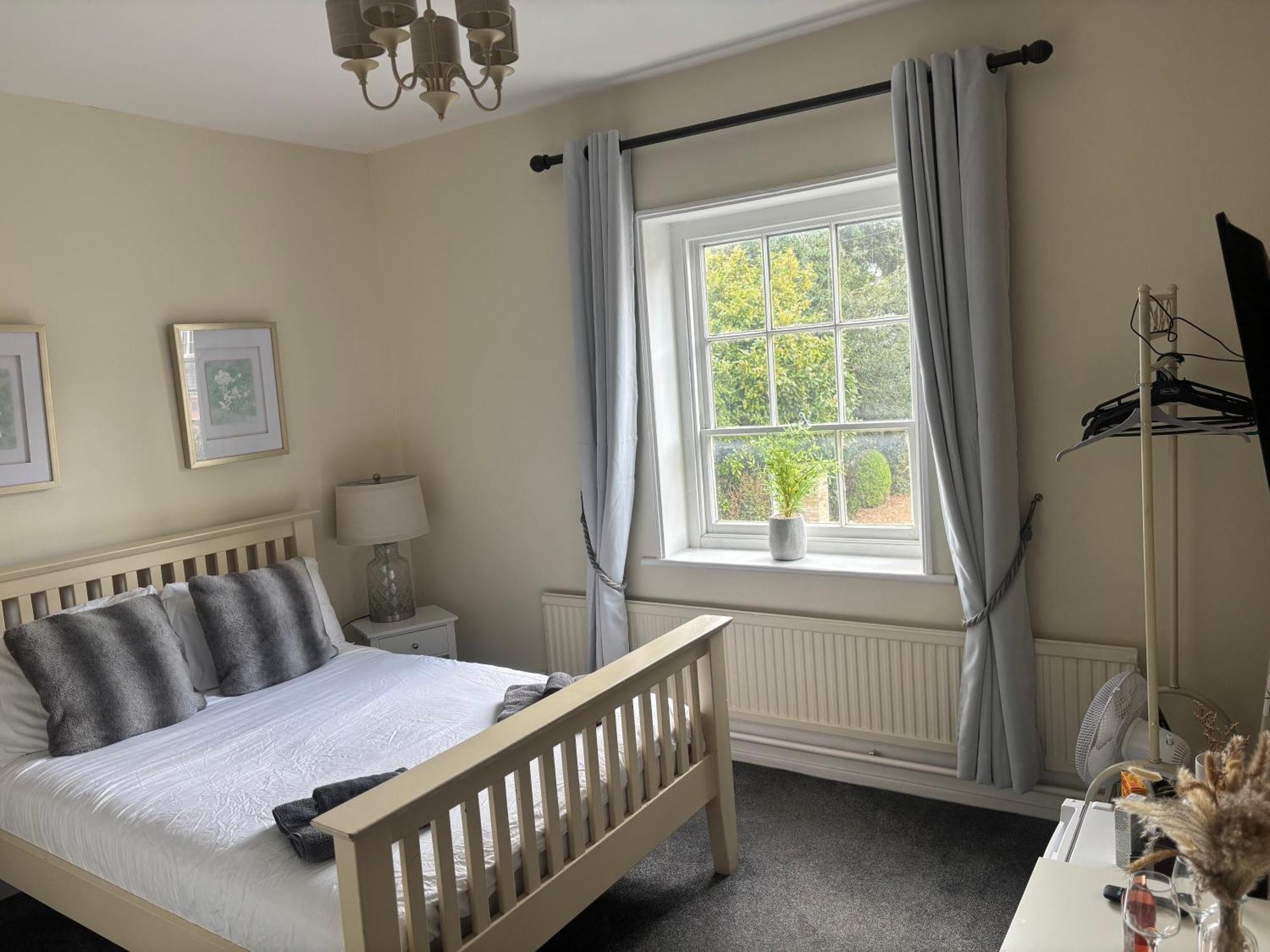 Three Tuns Ashwell Bed & Breakfast Exterior photo